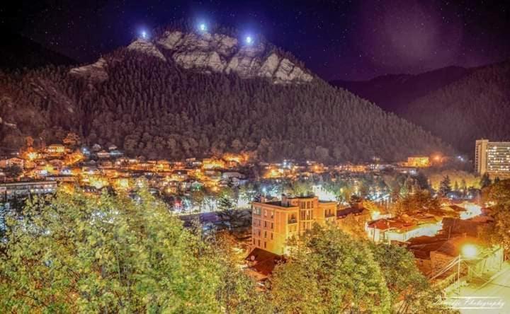 Gamsakhurdia Street Borjomi Bagian luar foto